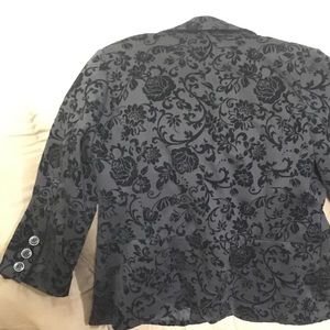 Flower patterned blazer
